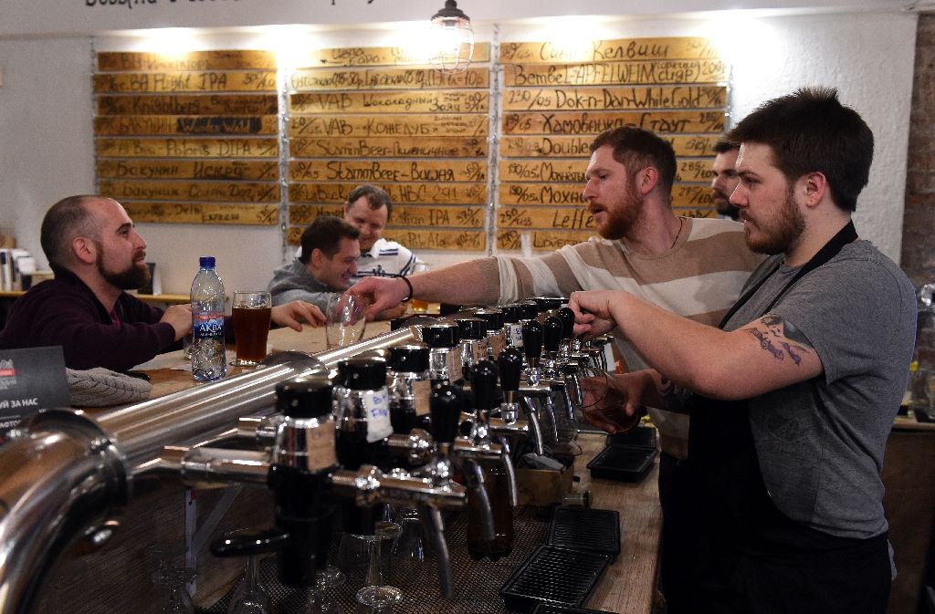 Goodbye, vodka? Russians toast craft beer revolution